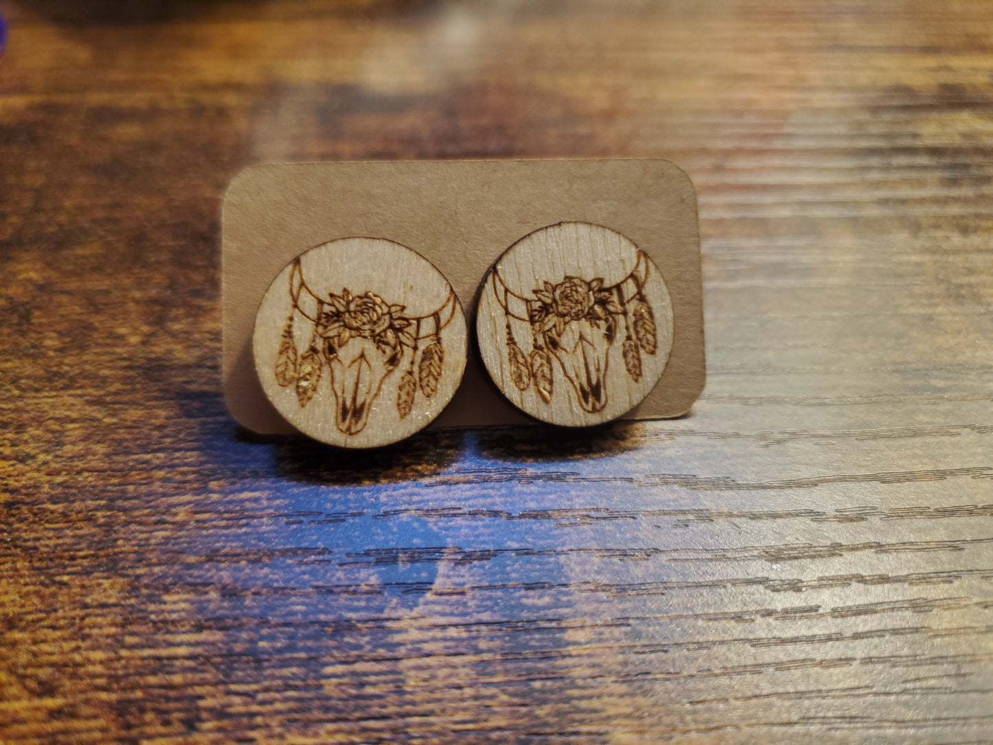 Skull Head Wood Studs