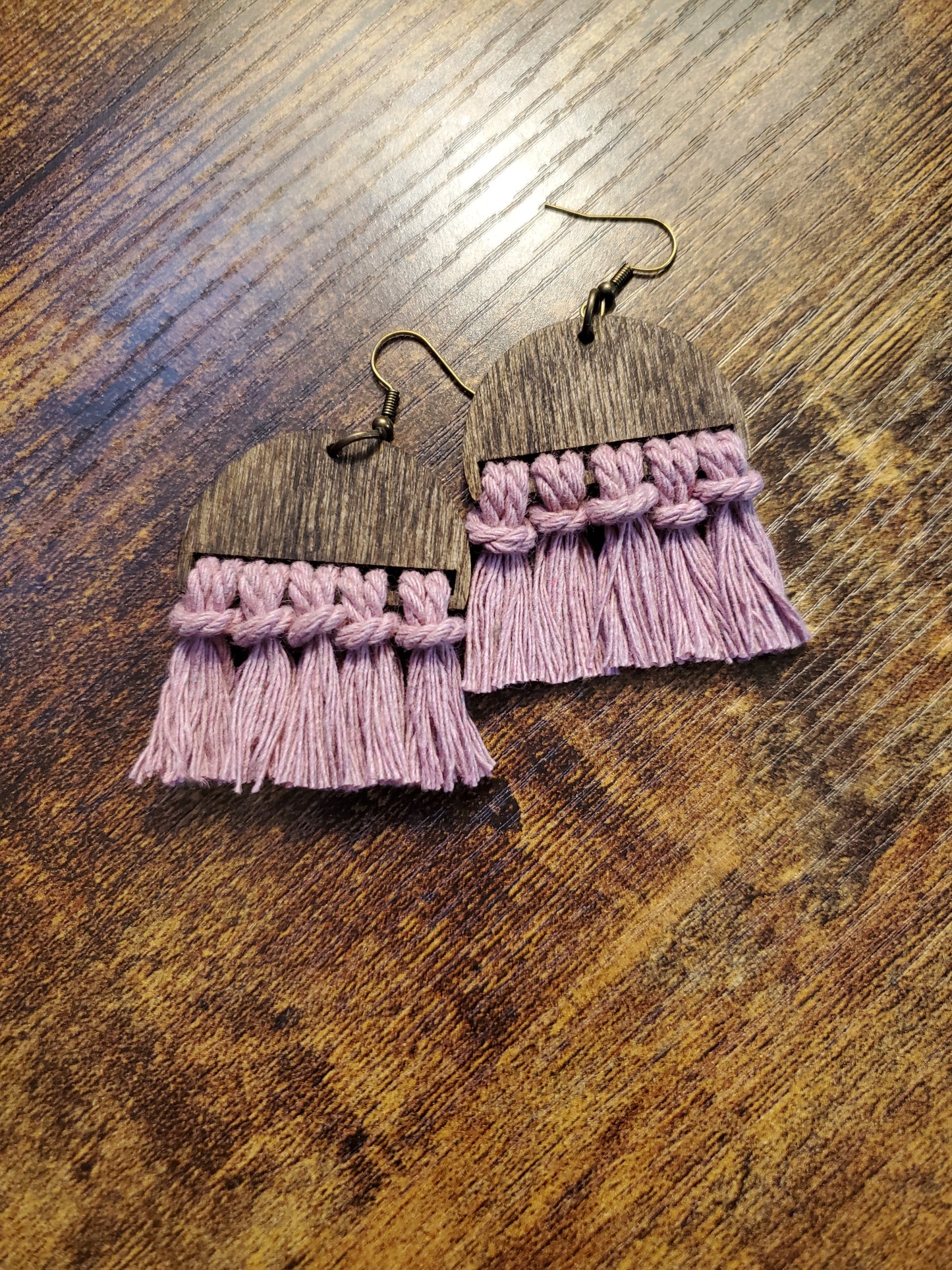 Mauve Wooden Macrame Earrings