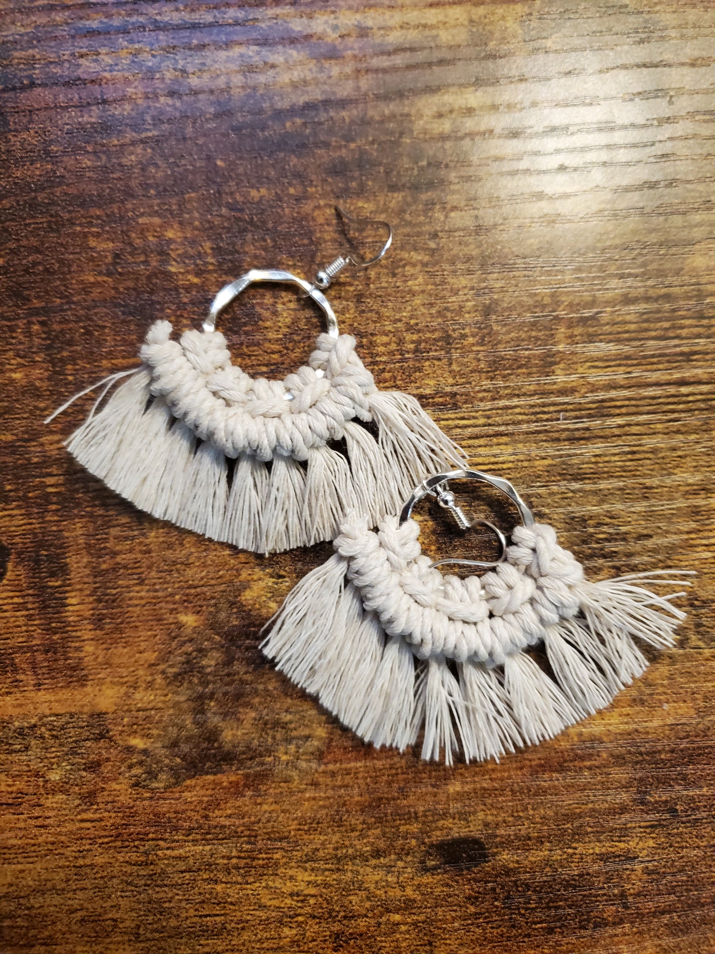 Linen Small Flare Round Macrame Earrings