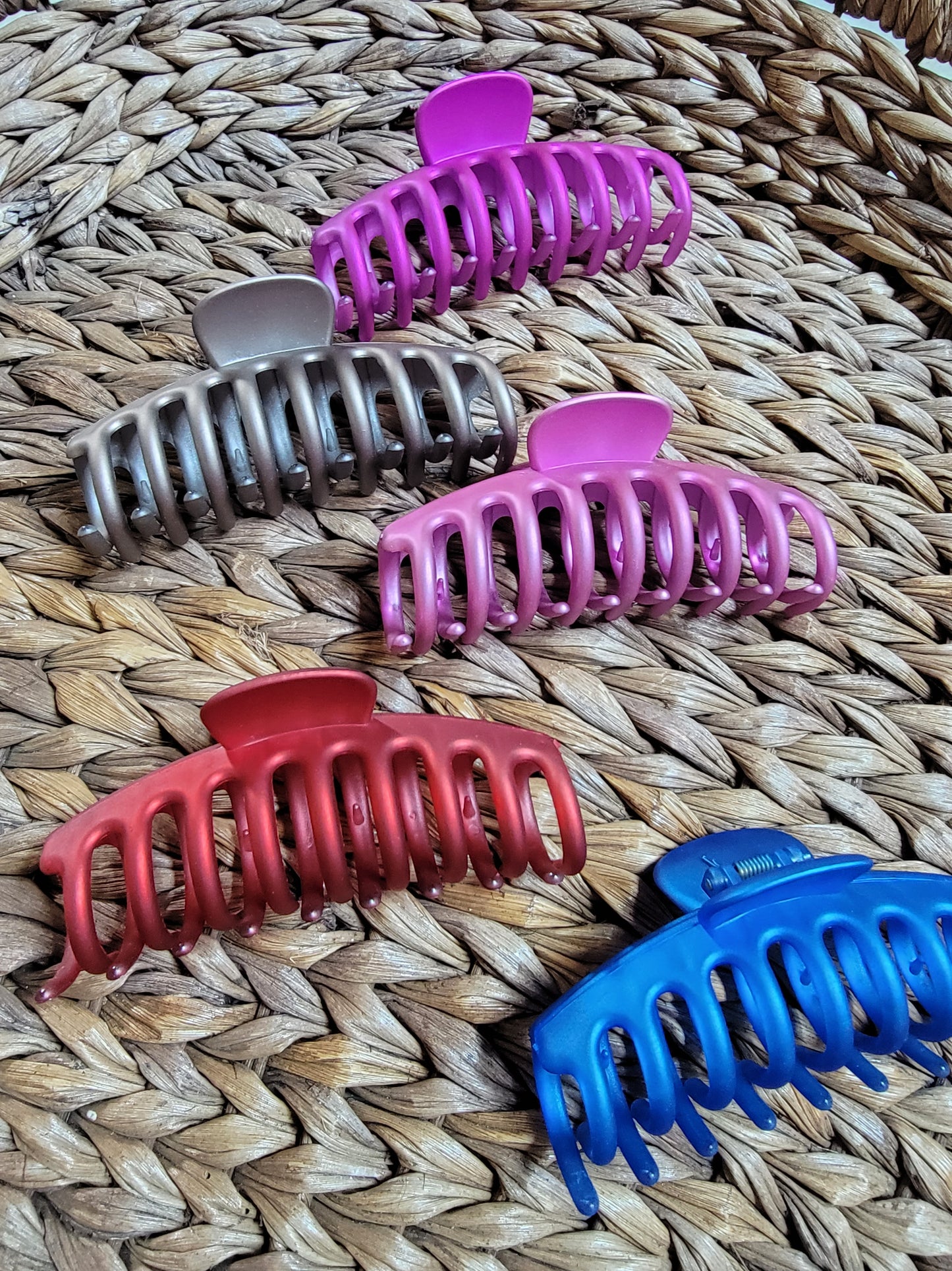 Sandy Metallic Hair Claw Collection