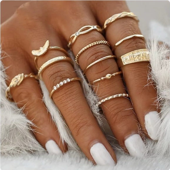 Simple Golden Ring Set
